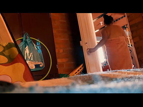 ❤️ Xhaxhai më ndjek në dush, më qitë ndërsa unë bëj dush. ❤ Porno në sq.epoxyflooringjanesville.top ️❤